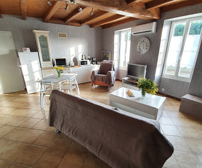 Chez Catherine Et Gérard, Location De Vacances à Tonnay-Charente