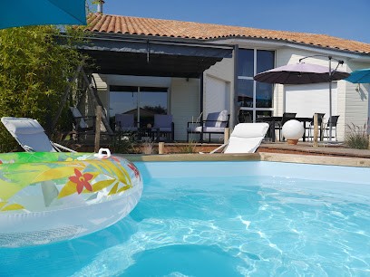 Le Logis de Fontaine, Location de Vacances à Fontaine-le-Comte