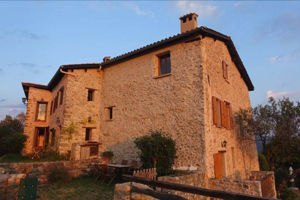 Ce nid d'aigle - Gîte et chambre d'hôtes sur les hauteurs de Digne, Chambre d'Hôtes à Digne-les-Bains