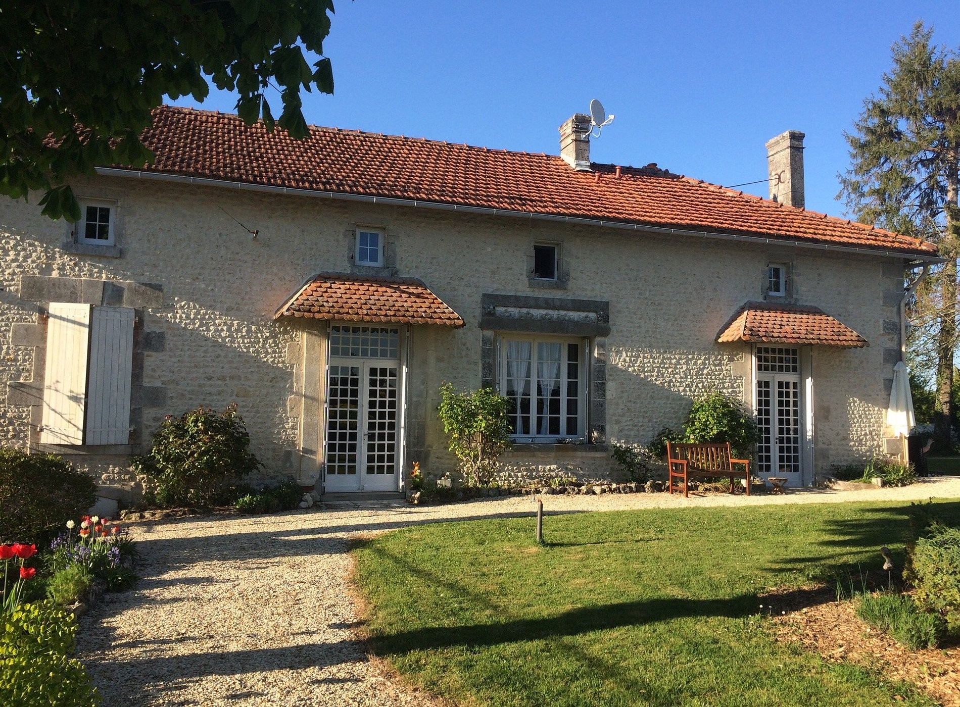 Le Chemin Chambres d'hôtes, Chambre d'Hôtes à Challignac