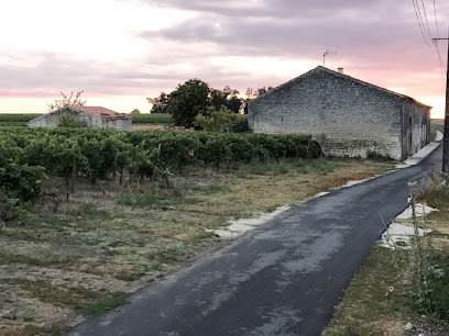 La Cour des Cloches, Chambre d'Hôtes à Bourg-Charente