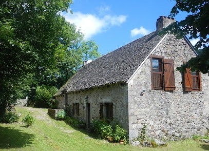 Passion et découverte - rando/randonnées quads SSV motos - chambres & table d'hôtes, Chambre d'Hôtes à Confolent-Port-Dieu