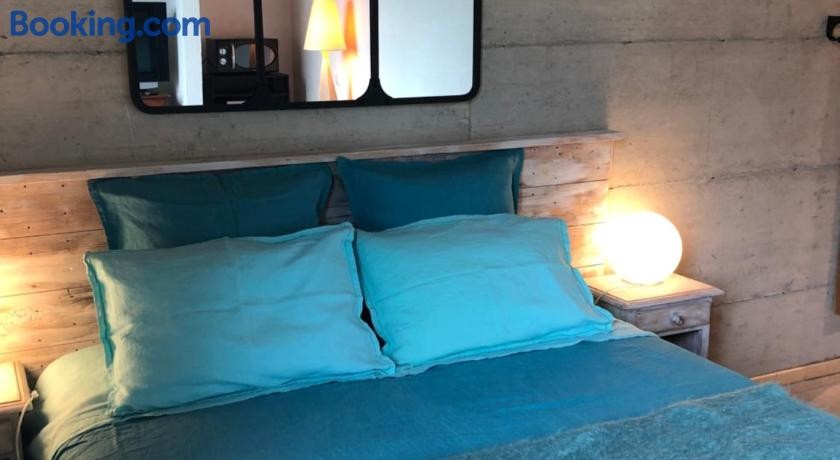 Coté Puy-De Dôme, Chambre d'Hôtes à Orcines