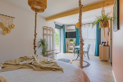 BOX'inn Une Table à la Maison, Chambre d'Hôtes à Jalogny