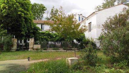 Mas Grand Argence, Chambre d'Hôtes à Fourques