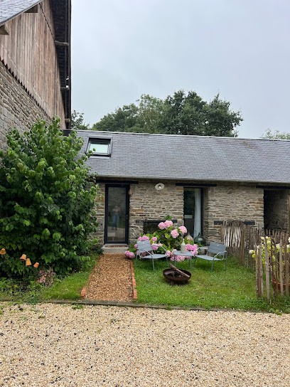 Les Pierres Chambre D’hôtes, Chambre d'Hôtes à Servon