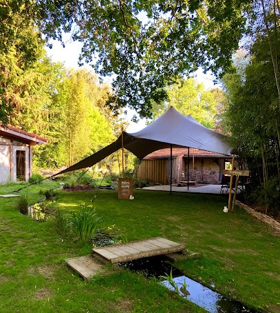 Coco Barn Wood Lodge, Maison d'Hôtes à Angresse