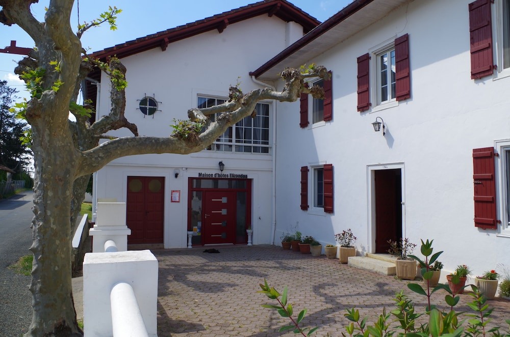Pays Basque - Maison Elizondoa, Chambre d'Hôtes à Masparraute