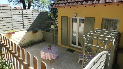 Le Nid de Mésanges, Chambre d'Hôtes à Chauffour-sur-Vell