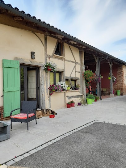 Domaine de Paspierre (Chambre d'Hote), Maison d'Hôtes à Saint-André-d'Huiriat