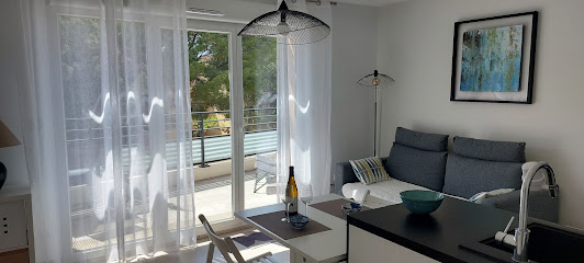 Lm-La Londe, Location De Vacances à la Londe-les-Maures