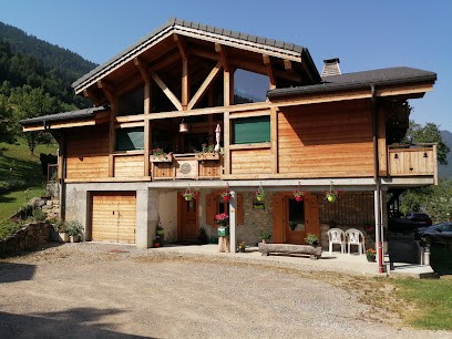 Chalet Cathy Et Michel, Location de Vacances à Seytroux