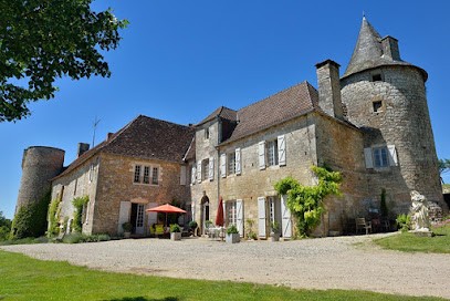 Aux Tours De Tersac, Chambre d'Hôtes à Baladou