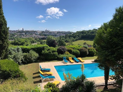 Bed And Breakfast Champ-Fleuri, Chambre d'Hôtes à Angoulême