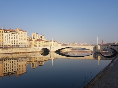 Le Vaubecour centre historique Lyon chambre hôte & brunch Produits locaux, Chambre d'Hôtes à Lyon 02