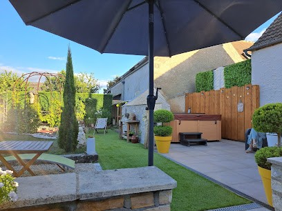 Clos du Q’Hâtre, Chambre d'Hôtes à Cléry-Saint-André