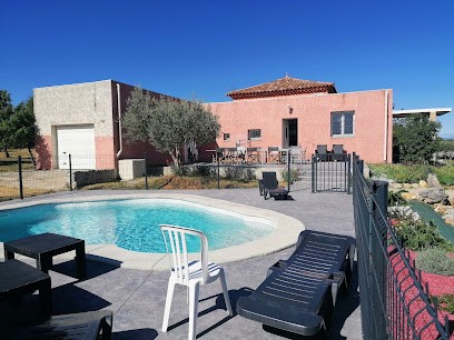 Villa La Rose des Garrigues, Location de Vacances à Saint-Remèze