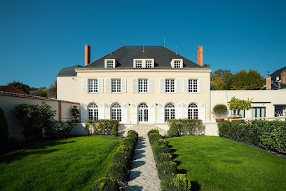 Les Chambres Collery, Chambre d'Hôtes à Aÿ-Champagne