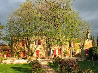 Campagne Le Bec, Chambre d'Hôtes au Puy-Sainte-Réparade
