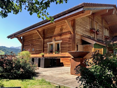 Chalet Hosts The Paret, Chambre d'Hôtes à Manigod