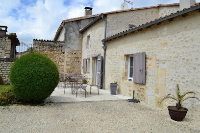 Gîtes de France - le Clos du Charpentier, Chambre d'Hôtes à Balzac