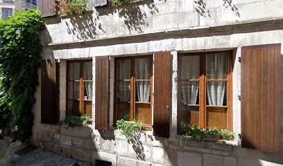 Appartement d'hôtes la Maison de Pascale, Chambre d'Hôtes à Auxerre