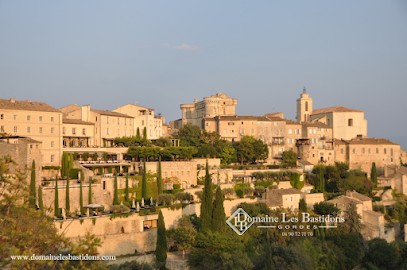 Domaine Les Bastidons, Location de Vacances à Gordes