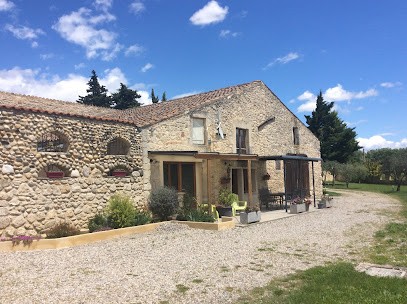 Le Mas des Figuiers Drome, Chambre d'Hôtes à Donzère