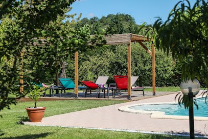 Au Paradis Vert, Chambre d'Hôtes à Laboutarie