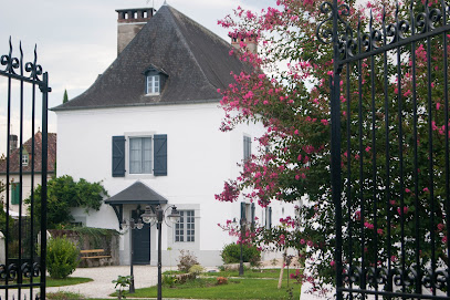 Maison Capdevielle, Maison D'hôtes à Jasses
