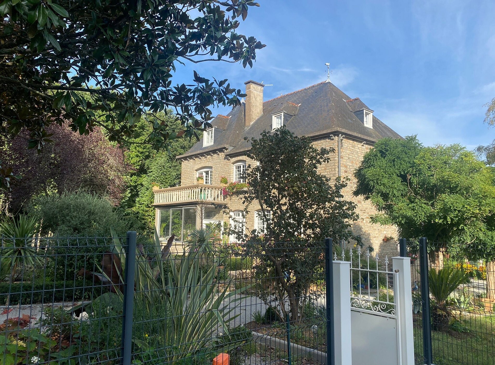 La Villa Saint-Martin, Chambre d'Hôtes à Cournon