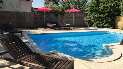 Le Mas Des Platanes, Chambre d'Hôtes à Entraigues-sur-la-Sorgue