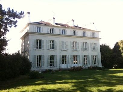 Château D'Ussy, Chambre d'Hôtes à Ussy-sur-Marne