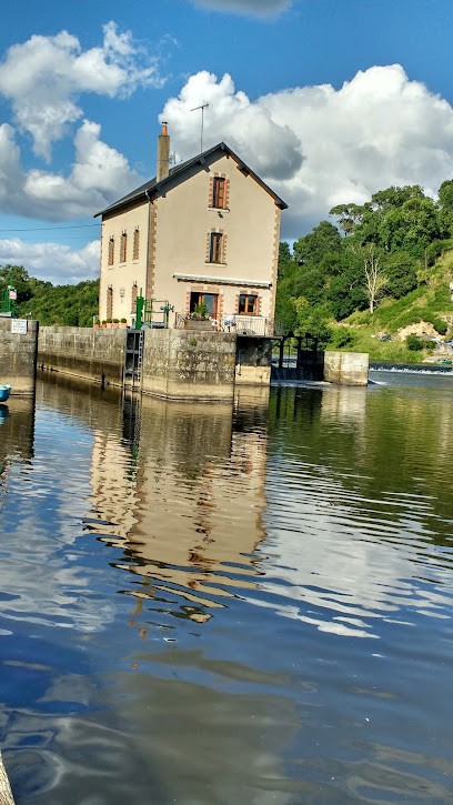 Aubert Lucien, Chambre d'Hôtes à Houssay