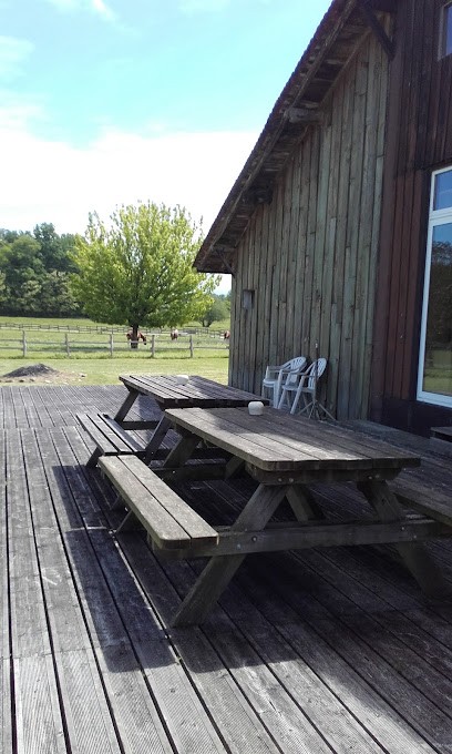 Grange de Majouraou, Chambre d'Hôtes à Sauviac