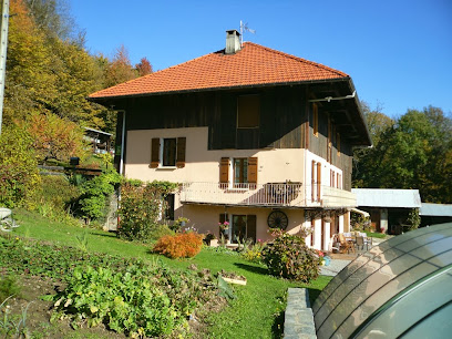 Gite La Grive, Location De Vacances à Cléry