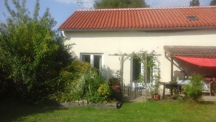 Lemon Tree House - Gite/Bed And Breakfast, Chambre d'Hôtes à L'Absie