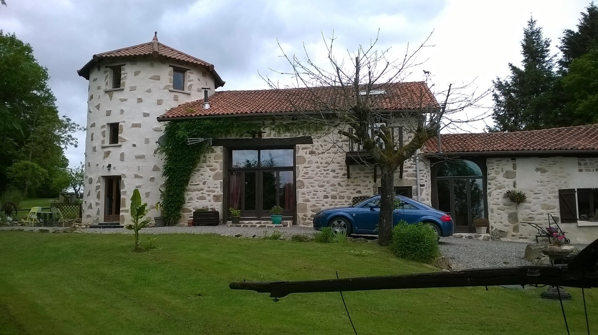 La Grange Ancienne Chambre d'Hote, Chambre d'Hôtes à Montrollet