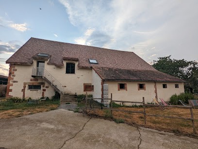 Domaine du bois Chaumet, Chambre d'Hôtes à Couzon
