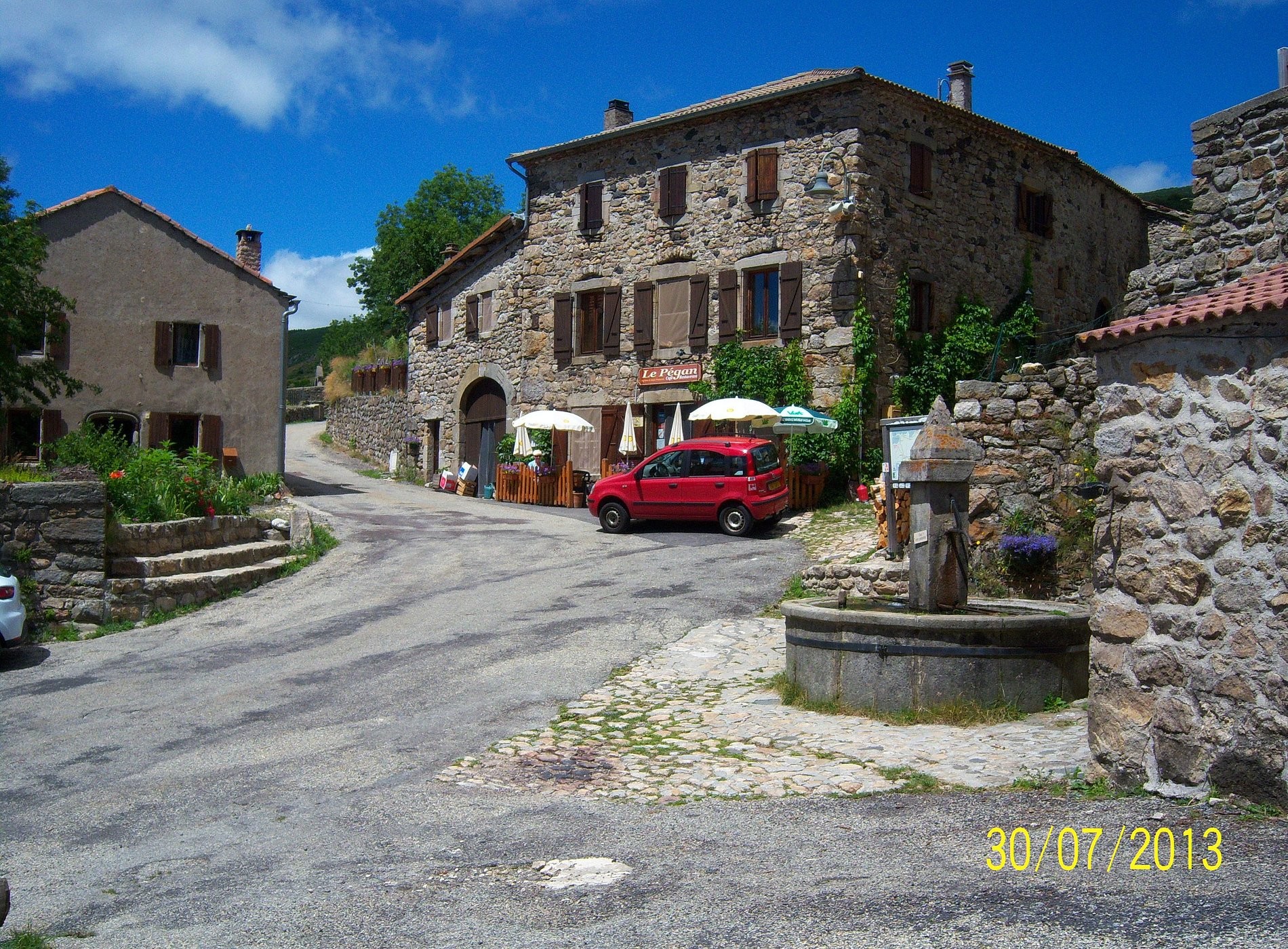 Auberge Le Romarin, Chambre d'Hôtes à Valgorge