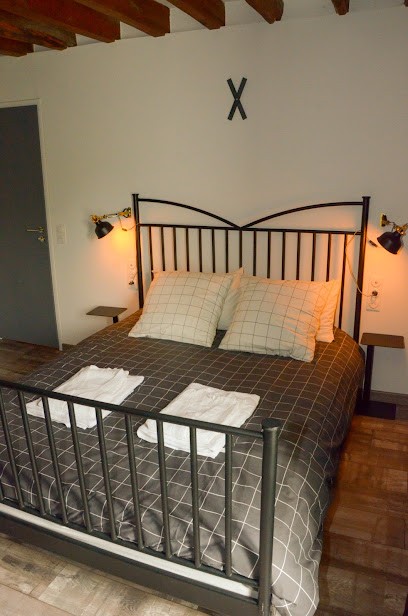 Atelier des deux L, Chambre d'Hôtes à Coulommiers