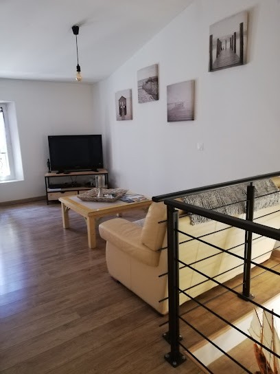Loft mezzanine, Location de Vacances à Vidauban
