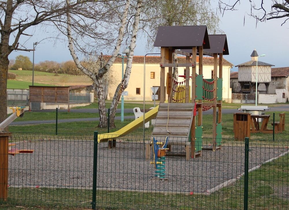La Ferme de Capucine, Chambre d'Hôtes à Culhat