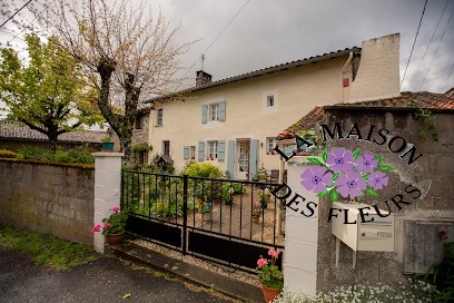 La Maison des Fleurs, Chambre d'Hôtes à Montemboeuf
