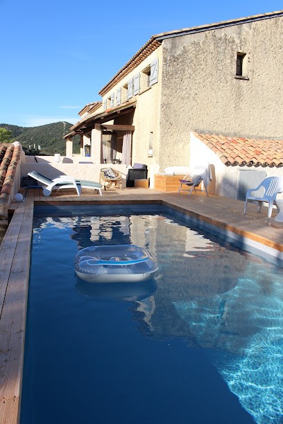 Mas Serre Plume, Chambre d'Hôtes à Saint-Bauzille-de-Montmel