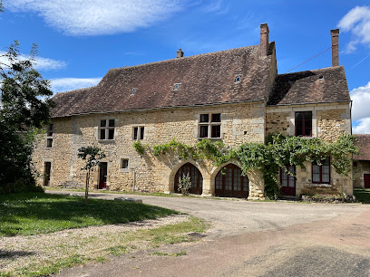 Maison Forte Perreuse, Chambre D'hôtes à Treigny-Perreuse-Sainte-Colombe