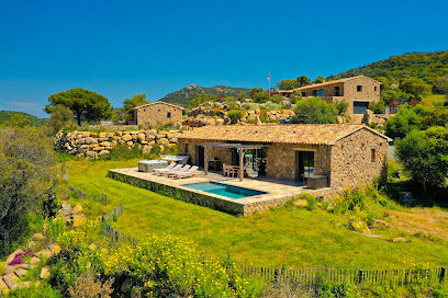Domaine Aria Di Terra Location De Vacances à Figari