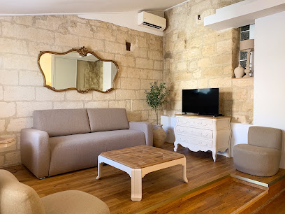 Les Appartements Du Clocher • Par L'hôtel Le Magnan Location De Vacances à Avignon