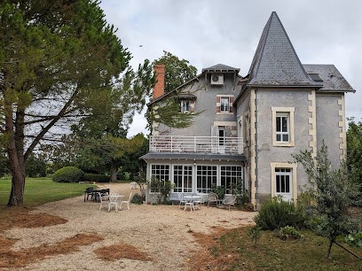 Domaine De Treuillaud, Chambre d'Hôtes à Saint-Maur