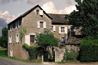 Guesthouse The Singular, Maison d'Hôtes à Sévérac d'Aveyron